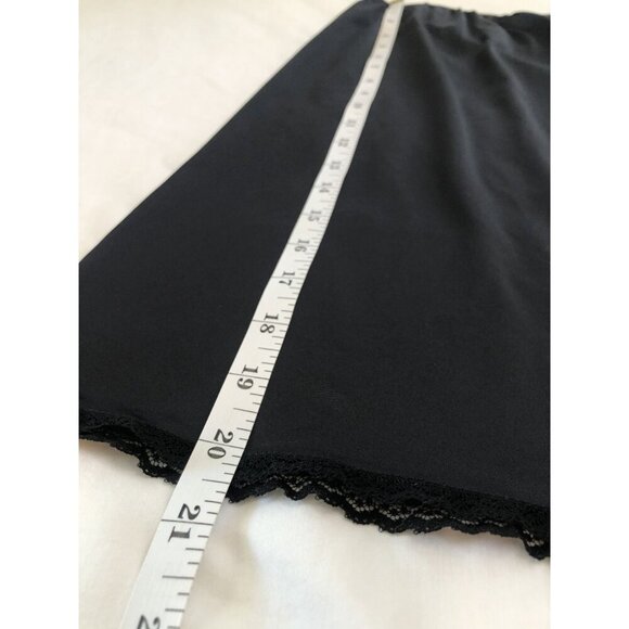 Vintage Vanity Fair Women's Lace Trim Half Slip Skirt S 20" Black Nylon USA - Picture 6 of 6